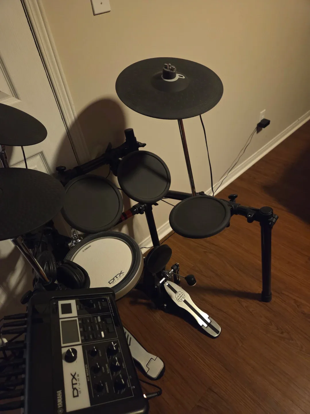 Yamaha DTX Electronic Drum Set image indicator(3)