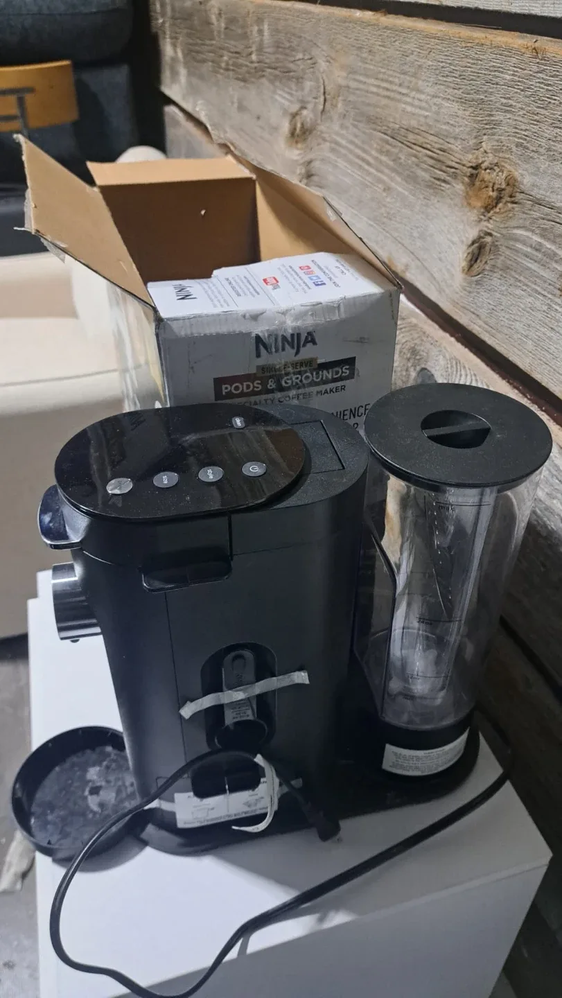 Ninja Pods & Grounds Single-Serve Coffee Maker