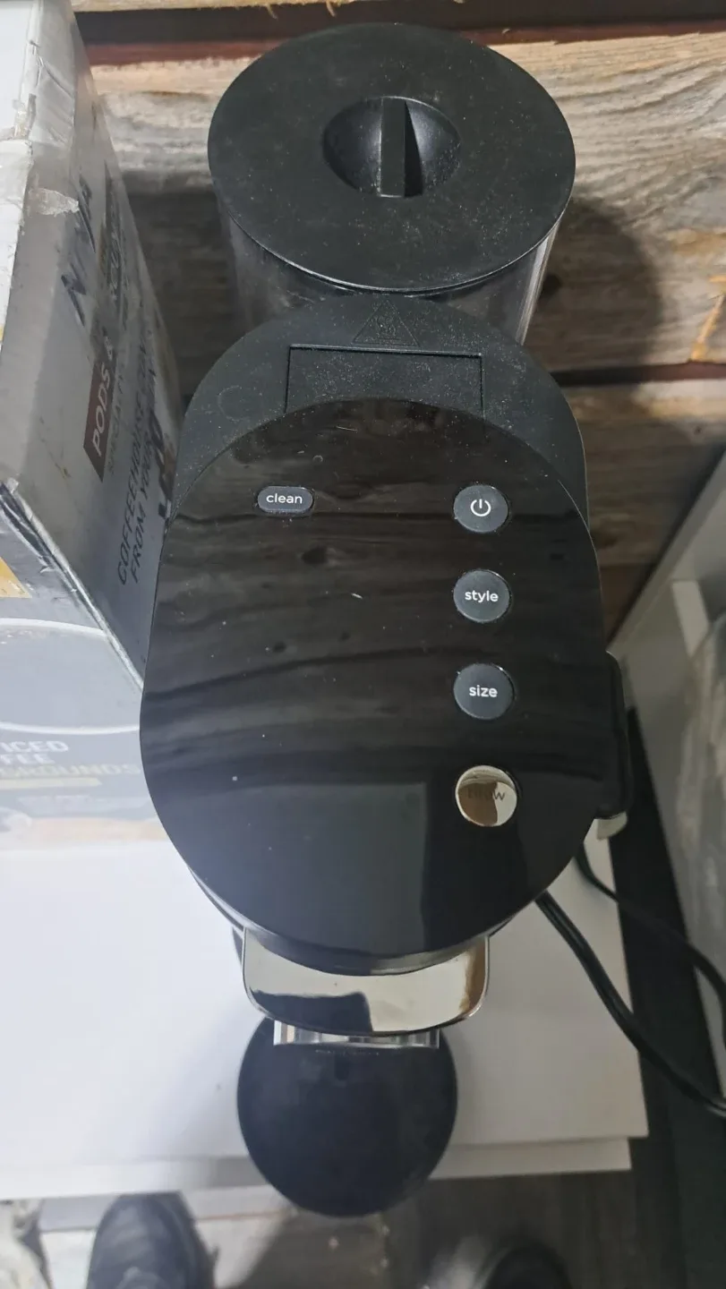 Ninja Pods & Grounds Single-Serve Coffee Maker image indicator(3)