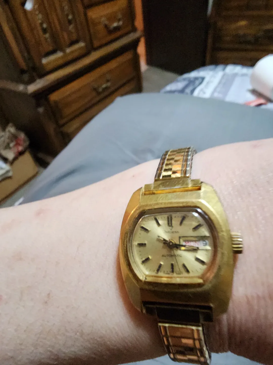Jareena Automatic Gold Watch