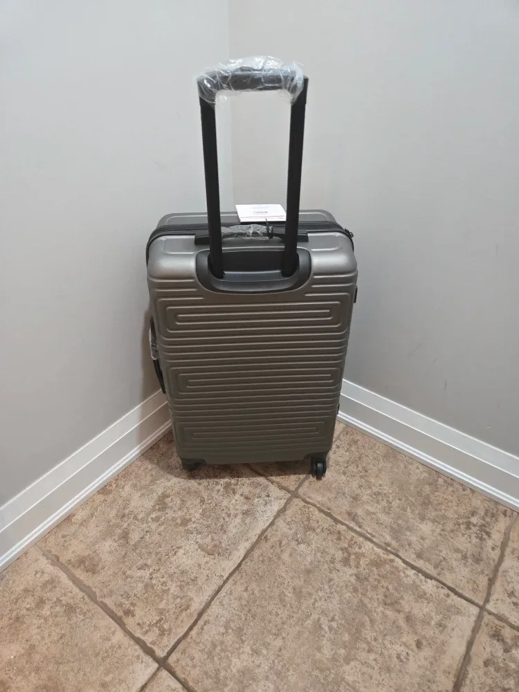 - Medium, Grey luggage image indicator(4)