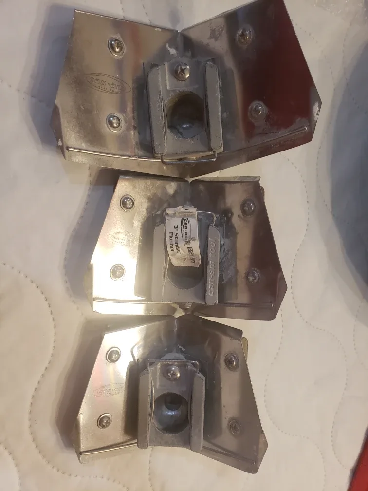 Can-Am 3" & 3.5" Standard Flushers image indicator(4)