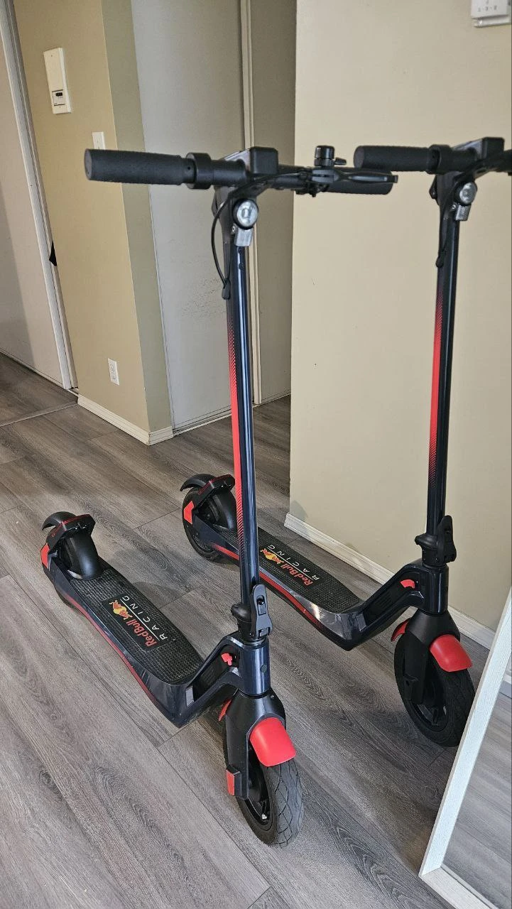 Red Bull Racing E-Scooter - photo 3