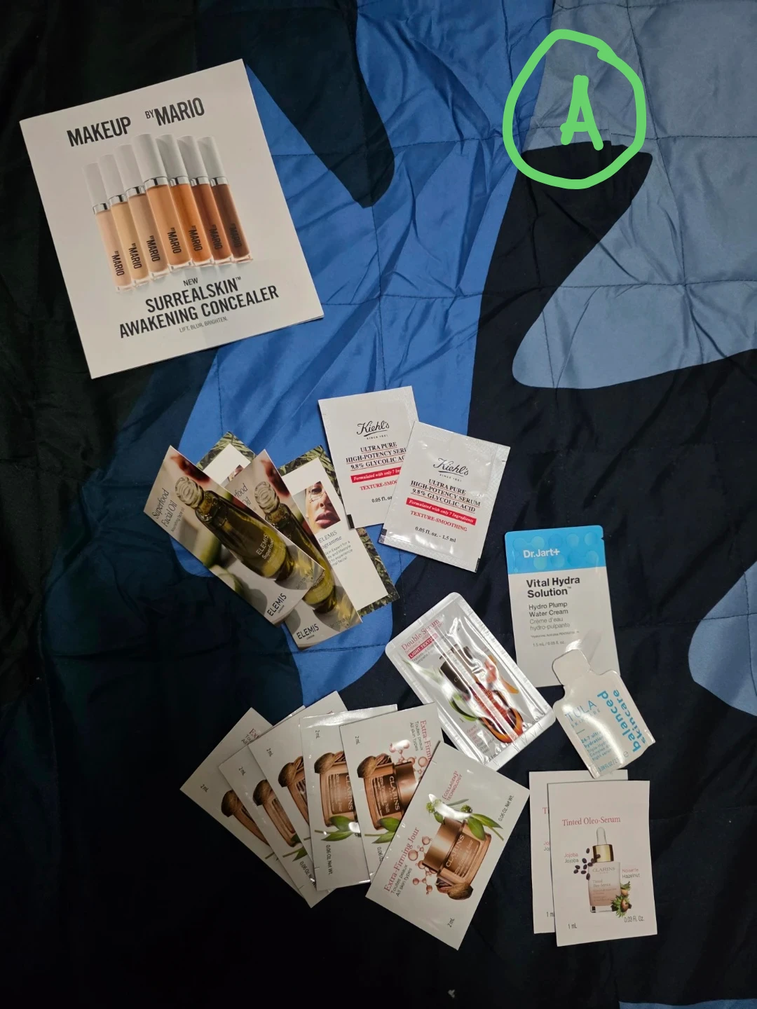 Mixed Beauty & Skincare Samples - photo 2