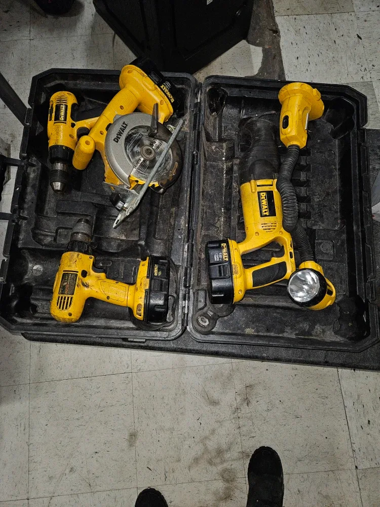 Dewalt Power Tool Set with Case