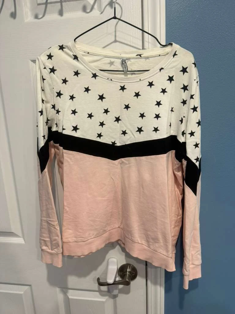 Assorted Women's Tops & Sweaters - photo 4