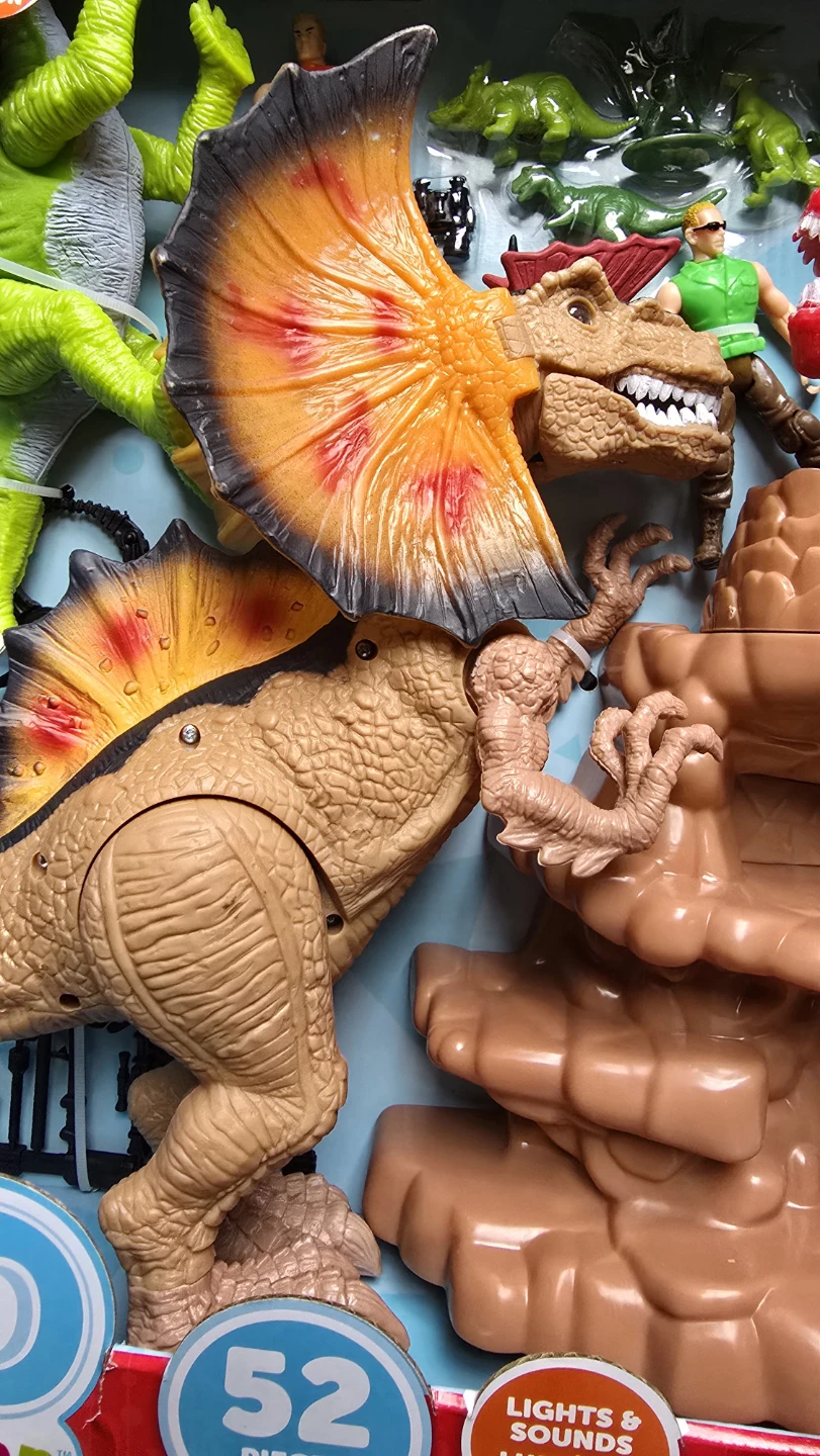 NEW* 52 pc Deluxe Kids Dinosaur Playset - photo 2
