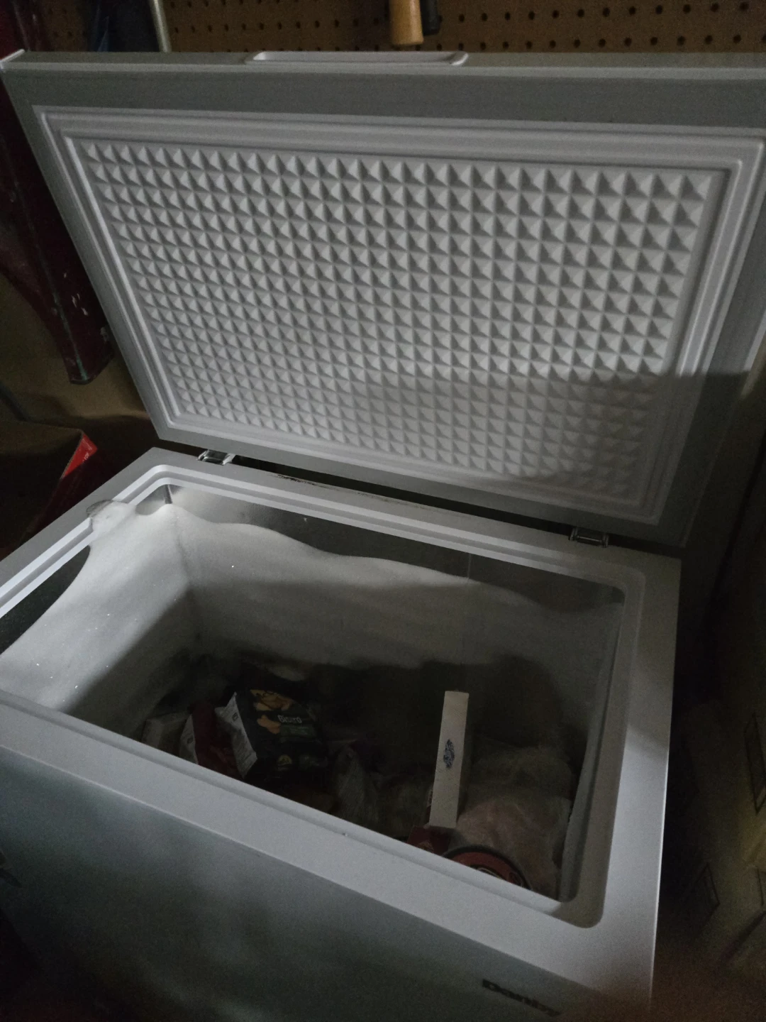 Danby  7 cu. ft. Chest Freezer - photo 2