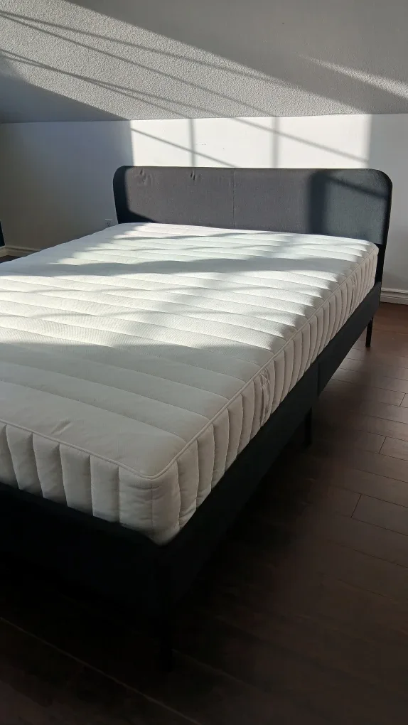 IKEA VALEVÅG Queen Bed Frame & Mattress image indicator(3)