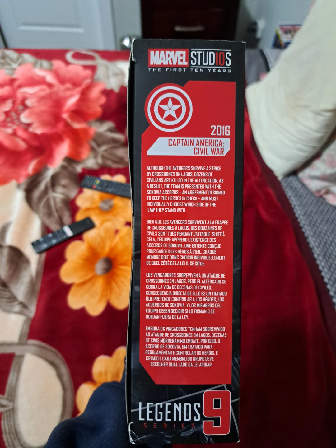 Marvel Legends Captain America & Crossbones Figures - photo 4