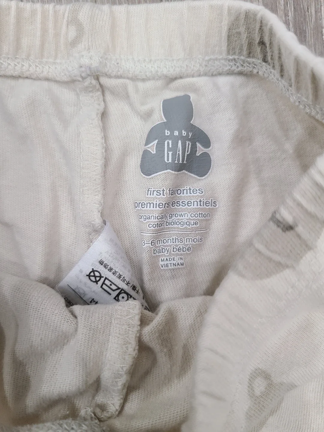 #Cleanout Baby Gap 3-6 Months Bear Outfit image indicator(3)