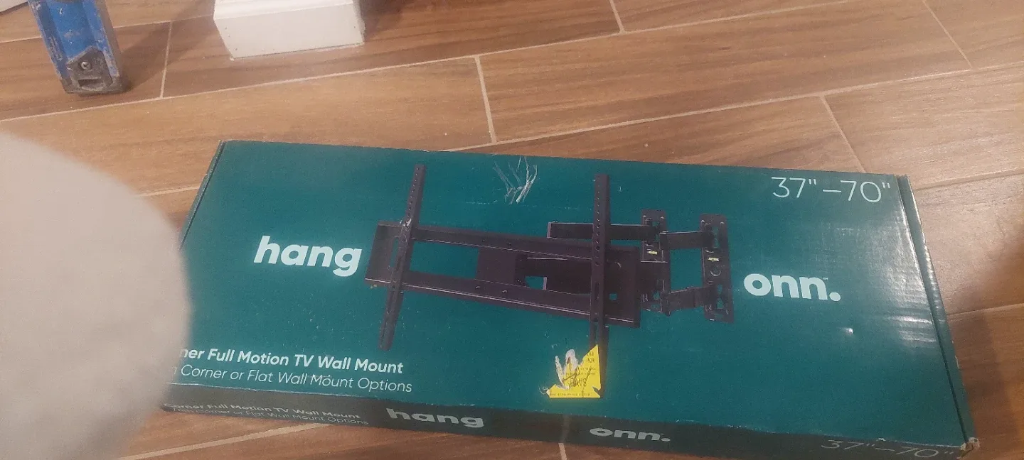 onn. Corner Full Motion TV Wall Mount 37"-70"