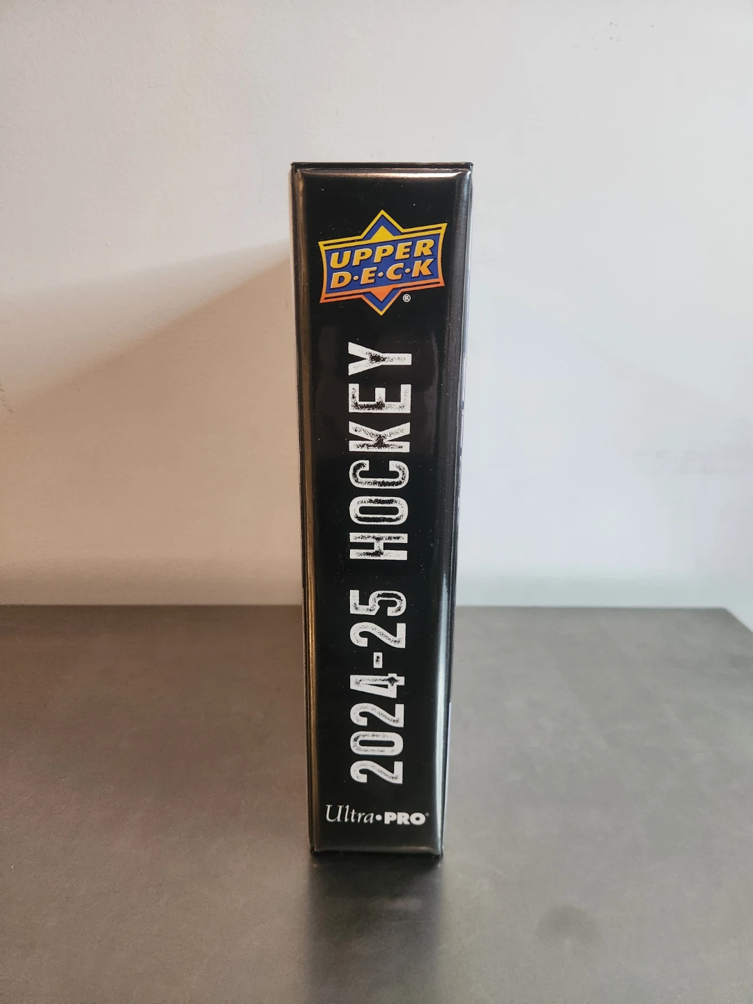 Upper Deck 2024-25 Hockey Card Binder - photo 2