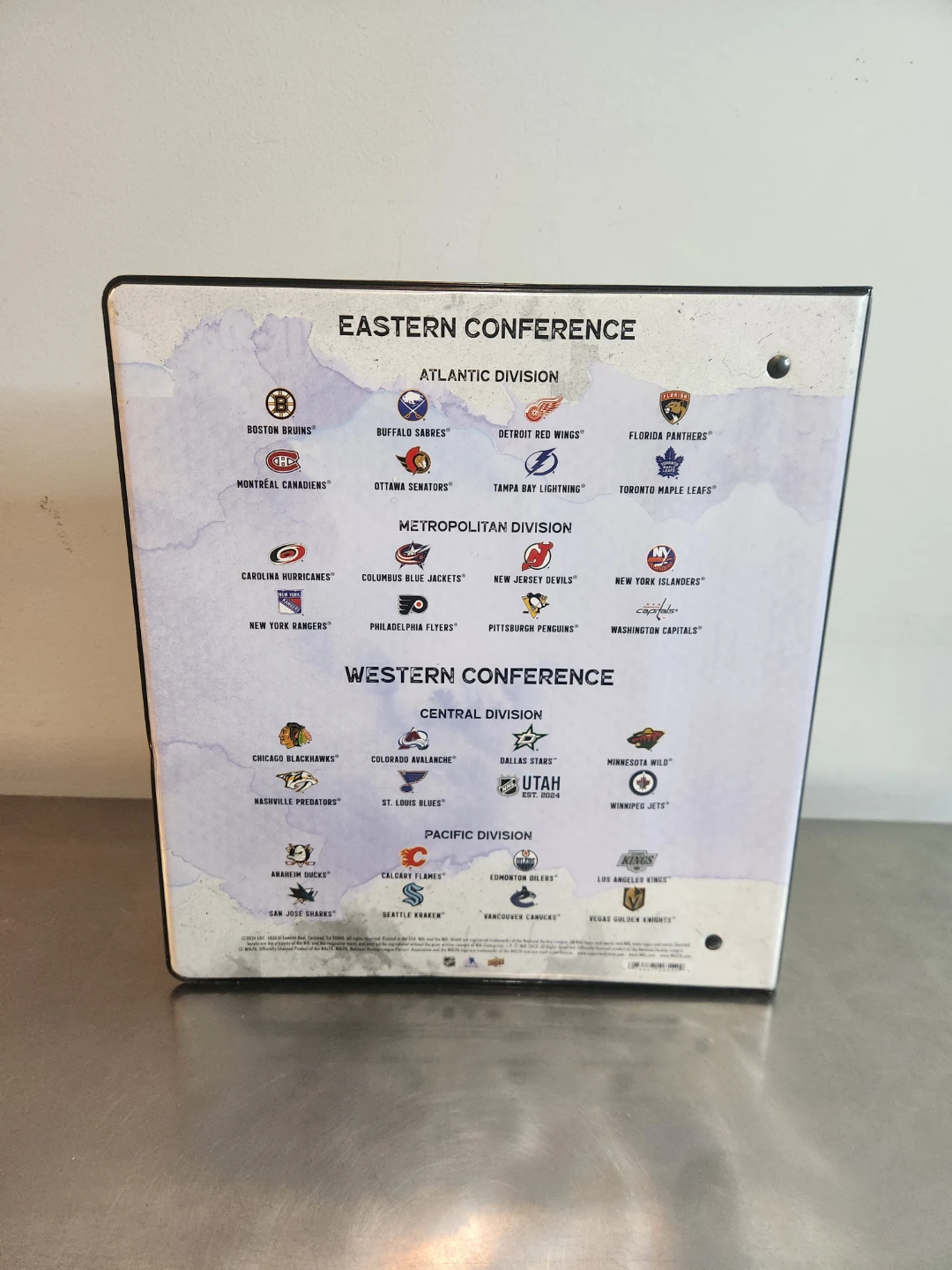 Upper Deck 2024-25 Hockey Card Binder - photo 3