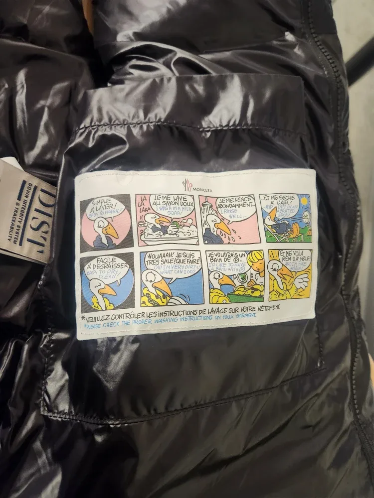 Moncler Black Padded Vest image indicator(5)