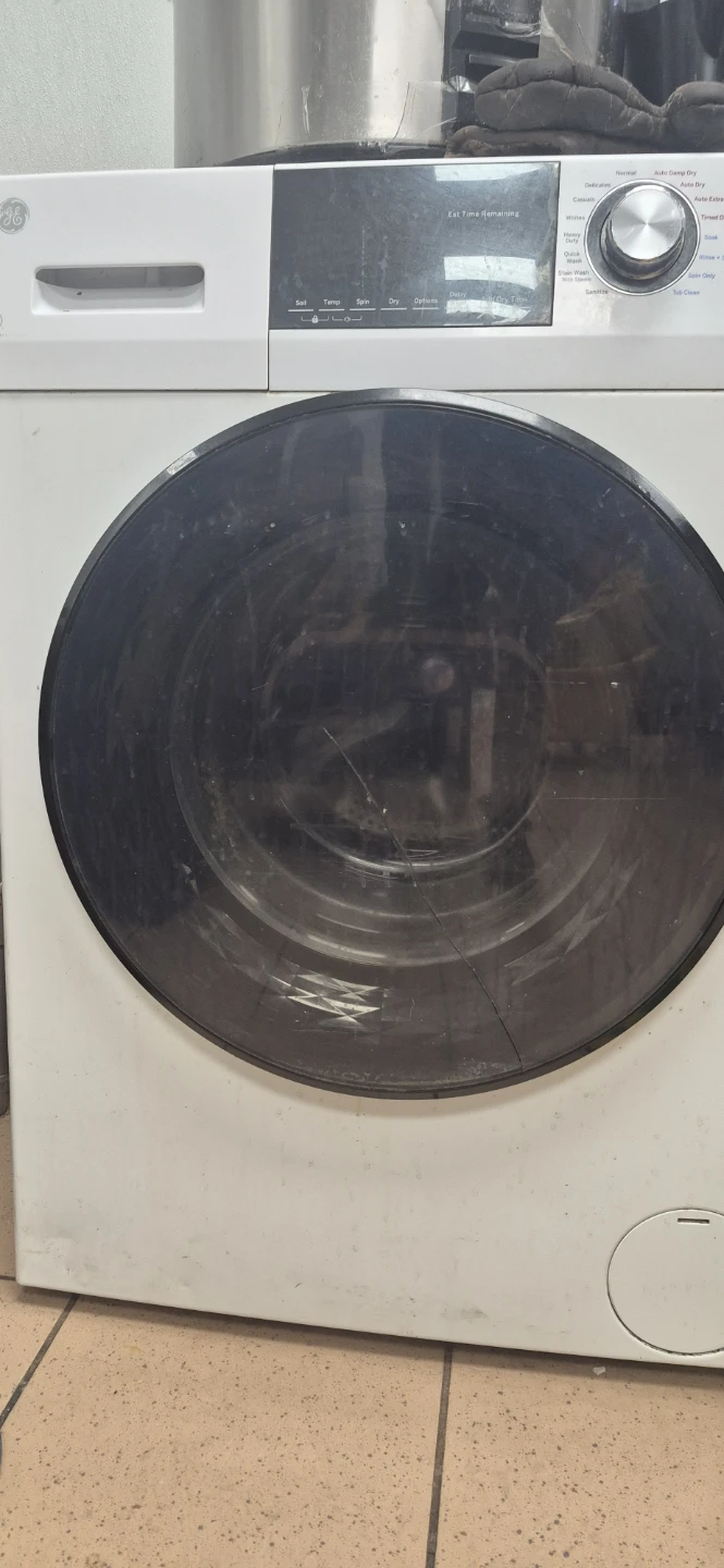 GE Washing Machine and dryer in same unit