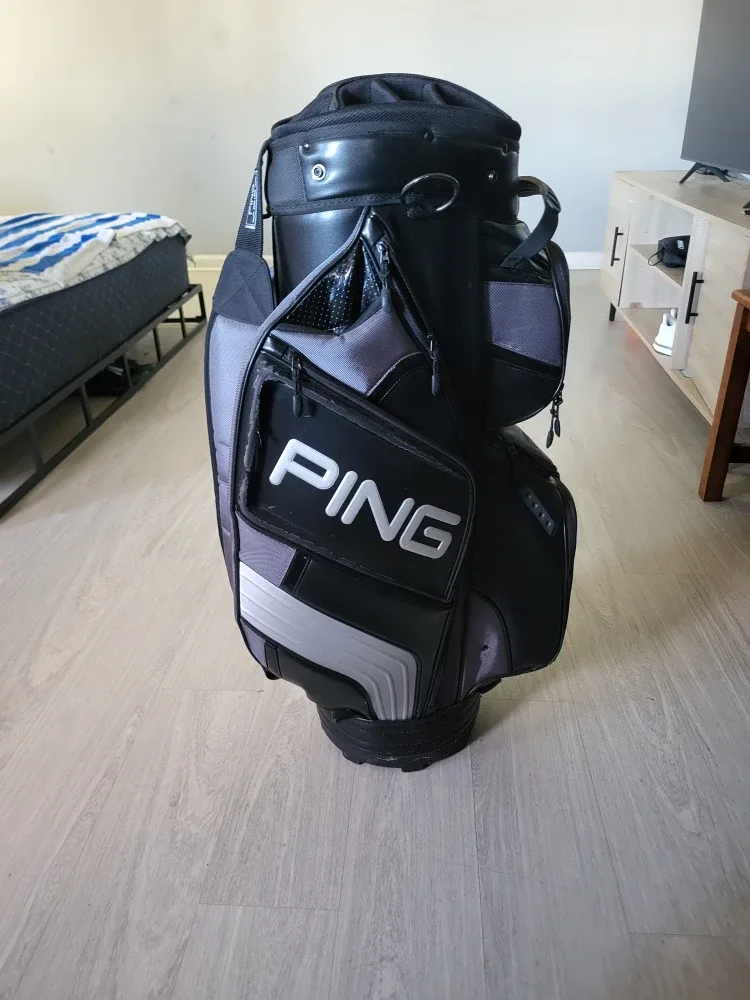 PING Golf Bag - Black image indicator(2)