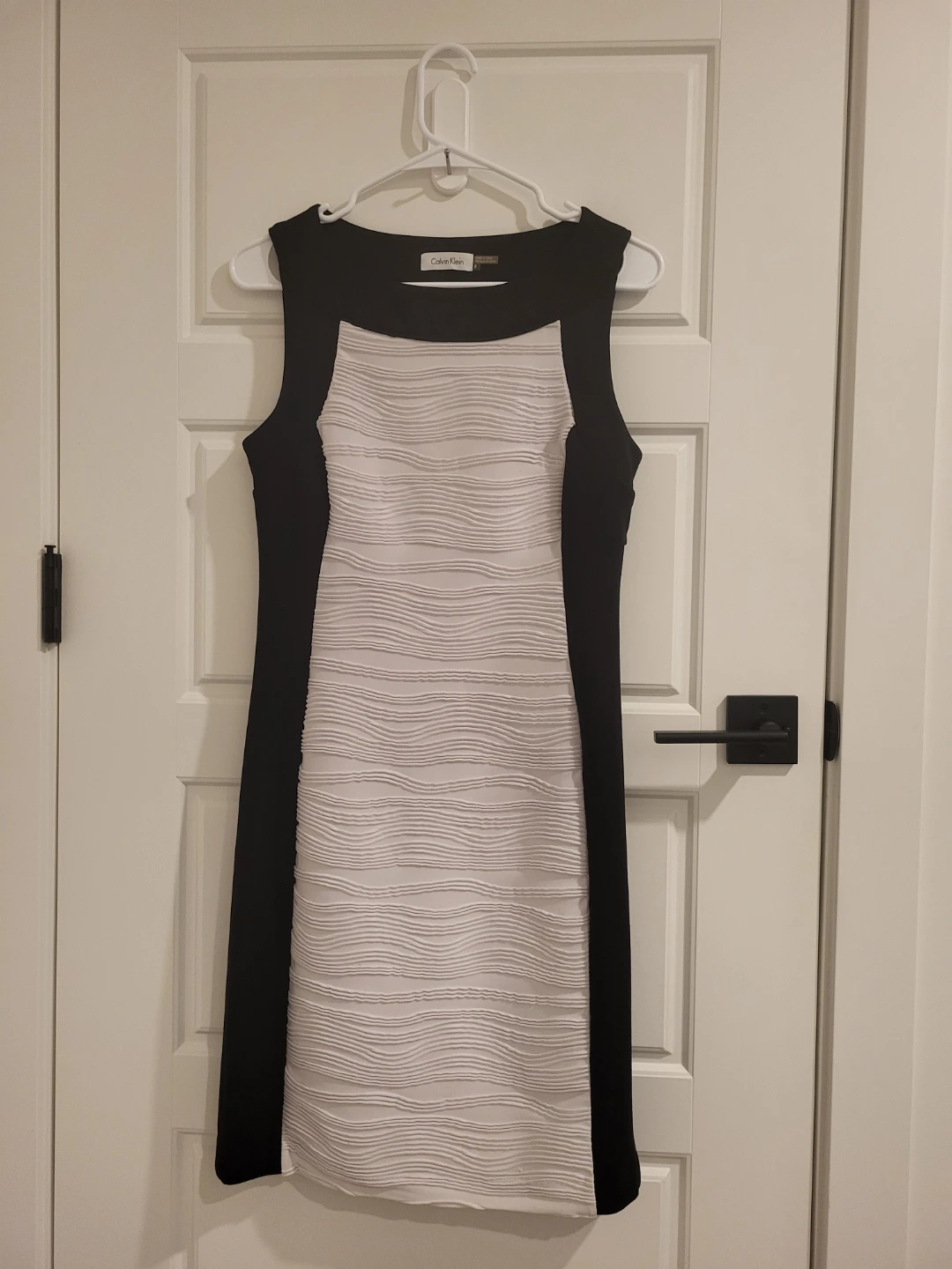 Calvin Klein Black & White Dress - size 6