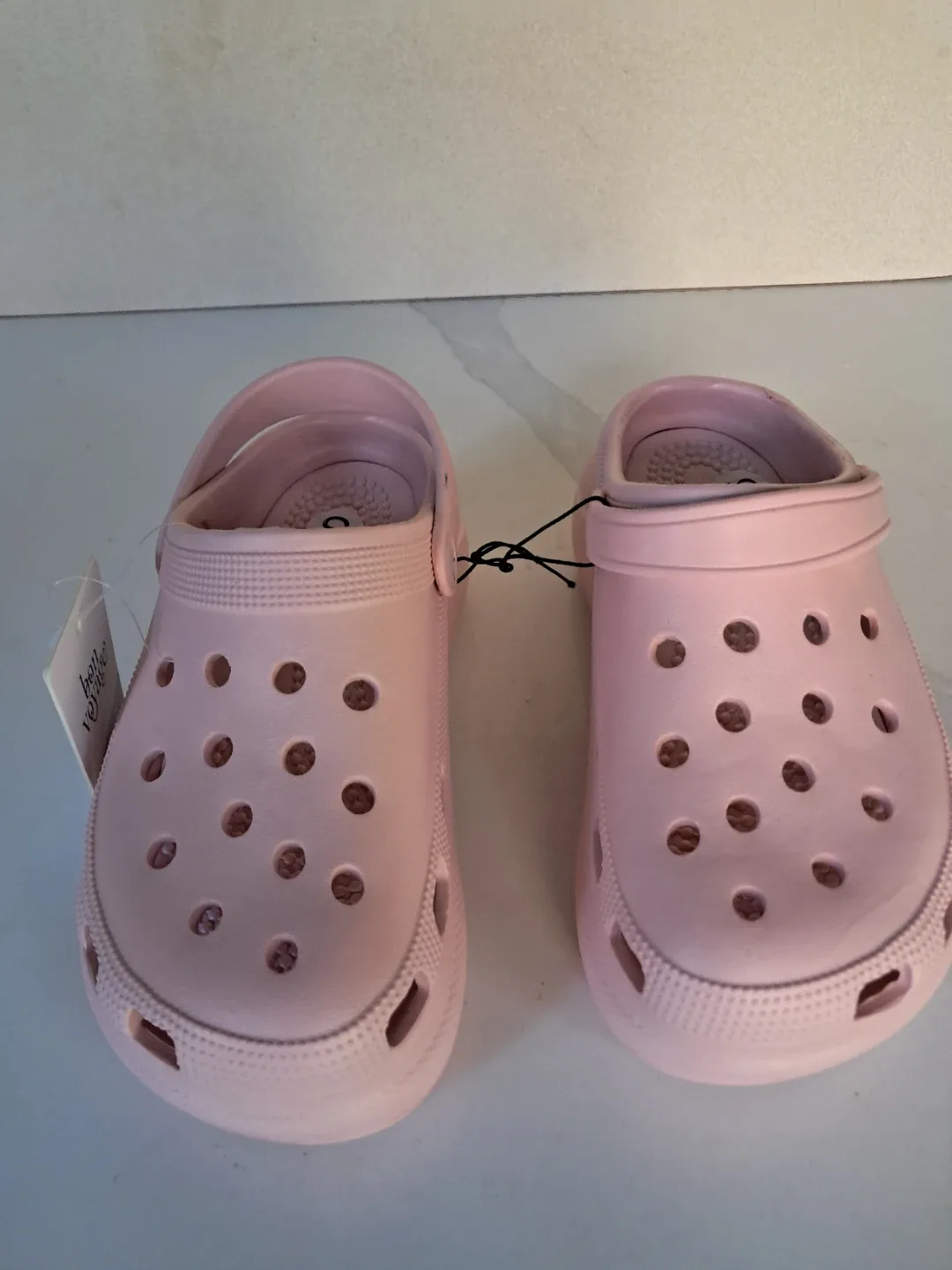 Bon Voyage Pink Clogs - New #cleanout#