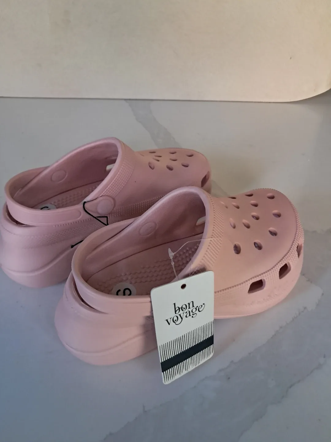 Bon Voyage Pink Clogs - New #cleanout# image indicator(5)