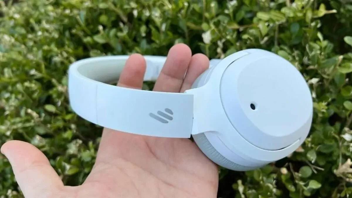 Edifier W820NB Bluetooth headphone