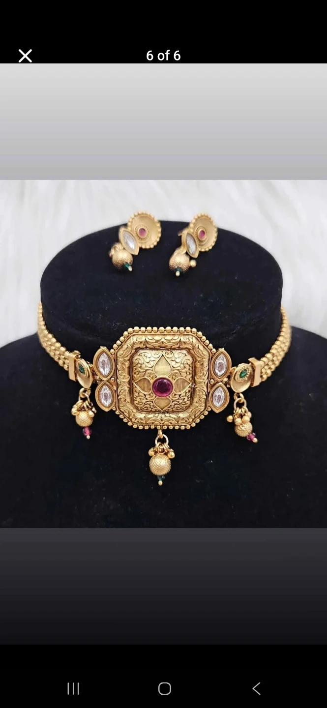 Gold-toned Necklace