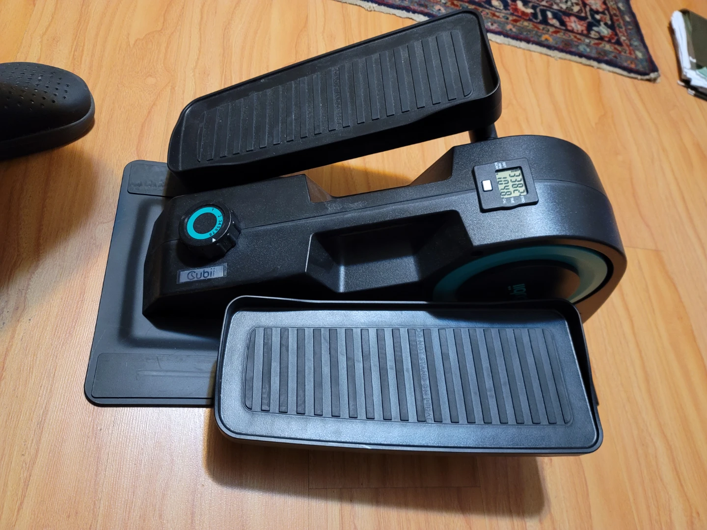 Cubii Fitness Under Desk Elliptical Stepper