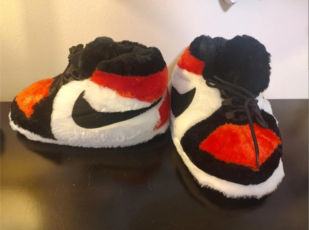 Jordan Air Max Plush Night Fluffy Sneaker Slippers - photo 2