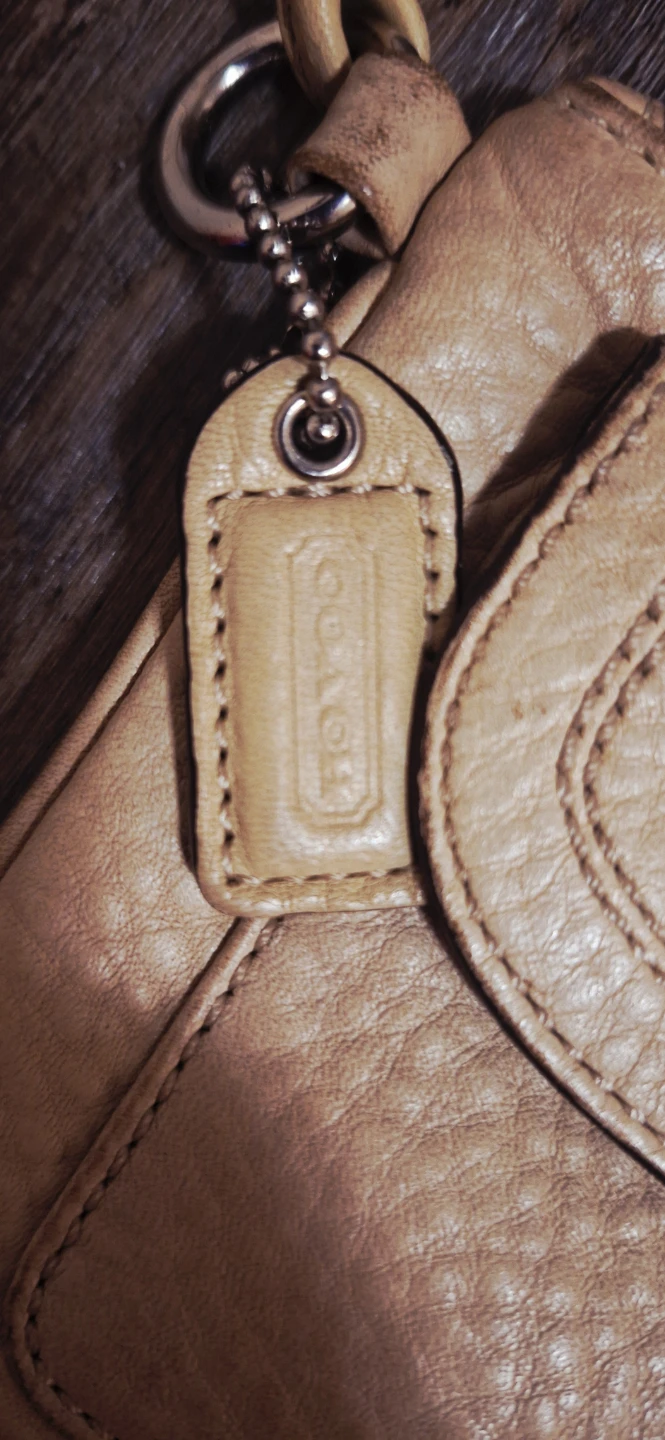 Vintage cream Coach Wristlet - photo 2
