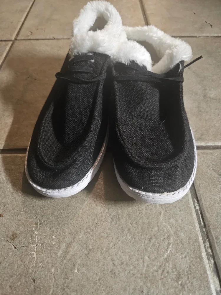 Black Fuzzy Lined Slippers