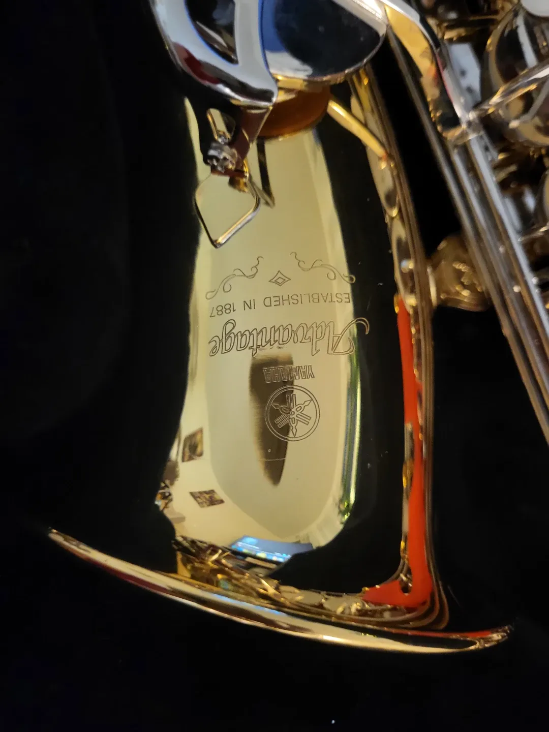 Yamaha Trumpet ($500) & Yamaha Alto Saxophone ($1,500) image indicator(5)