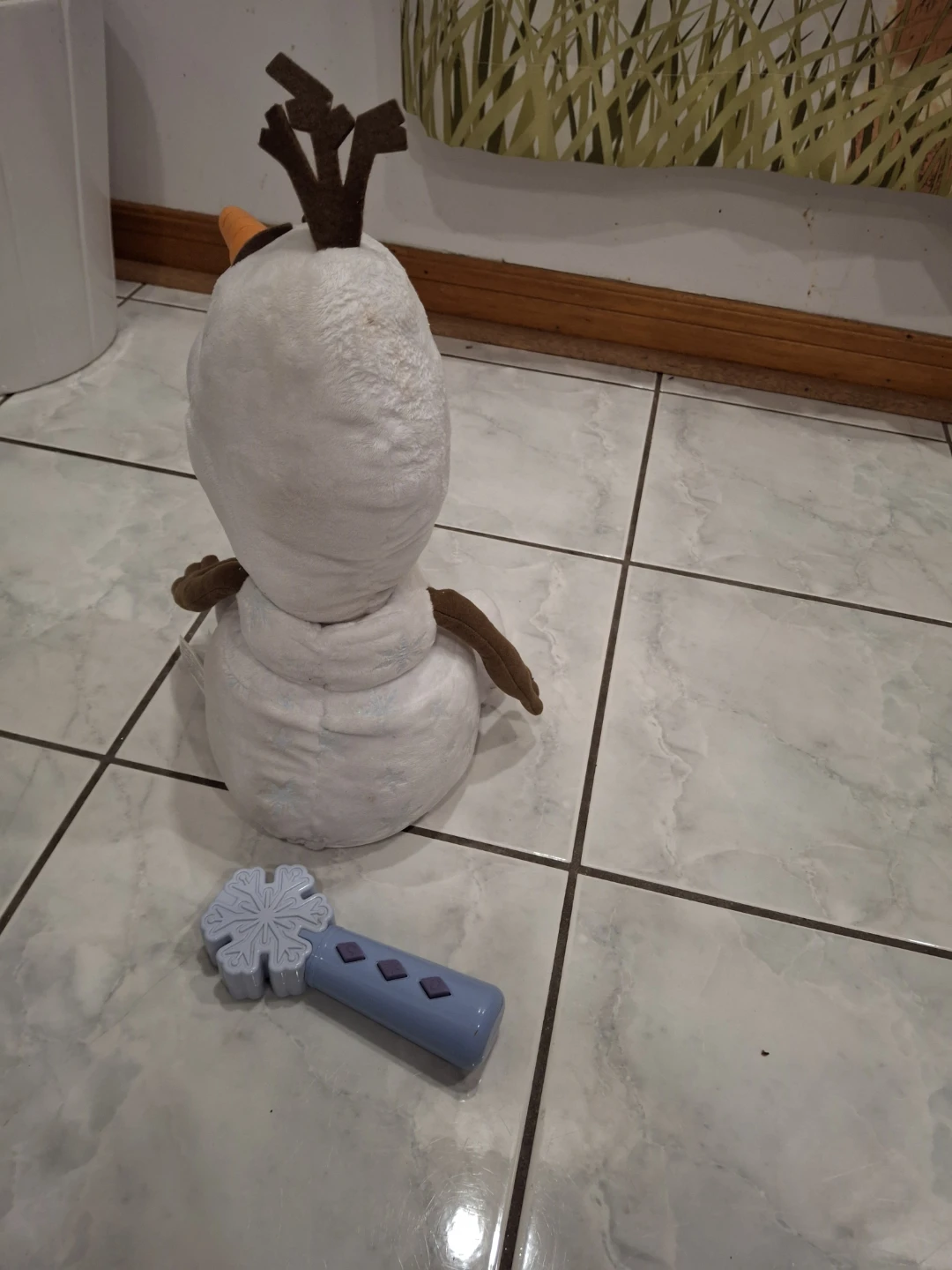 Disney Frozen Olaf Plush Toy with Snowflake Wand