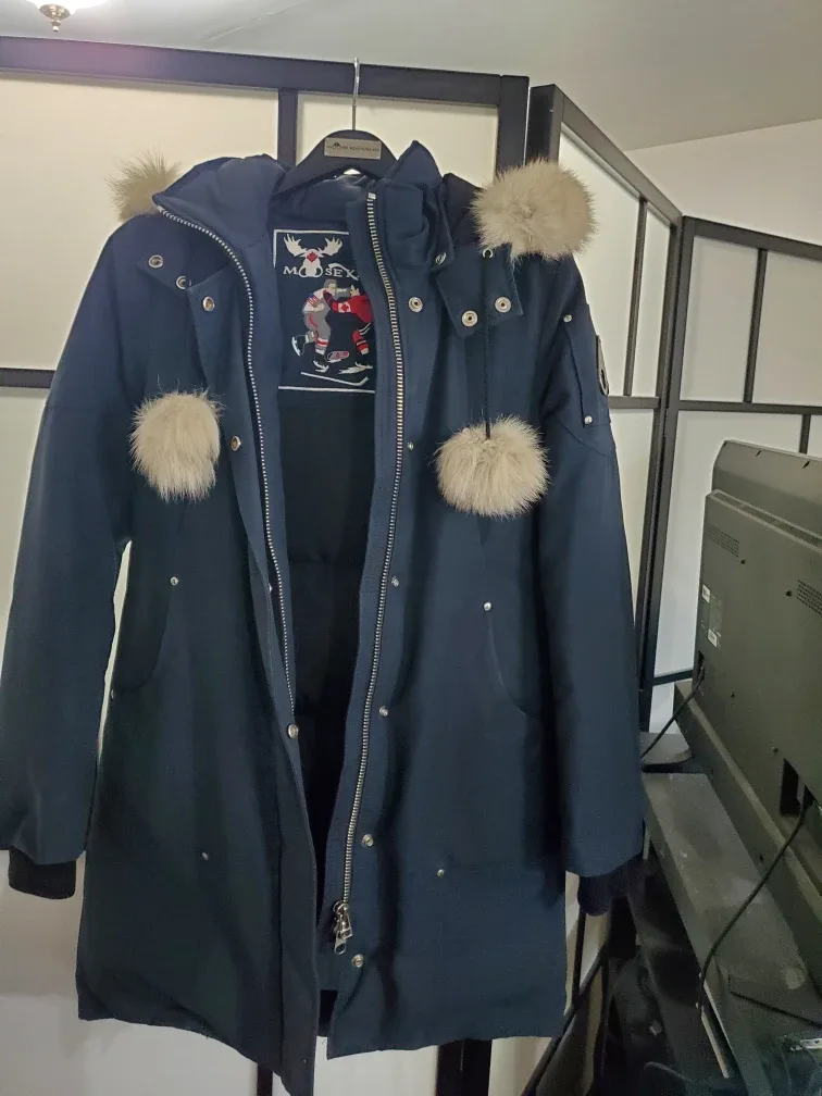 Moose Knuckles Down Parka image indicator(6)