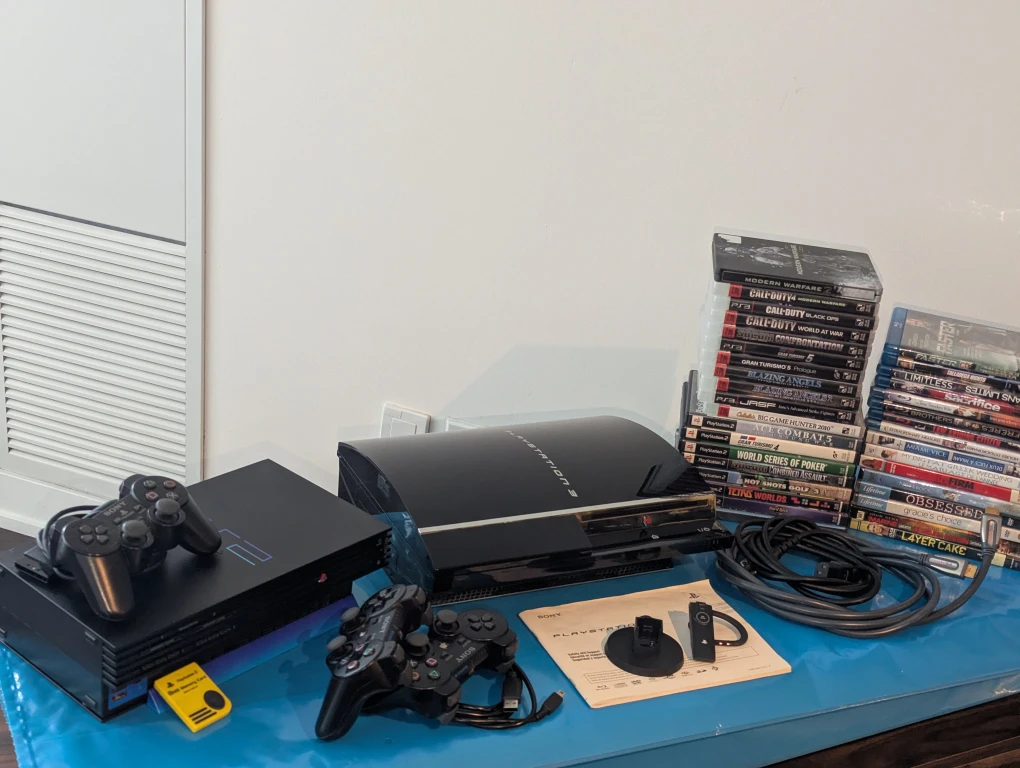 Sony Playstation 3+ PS2 with Games and blue ray movies - photo 2