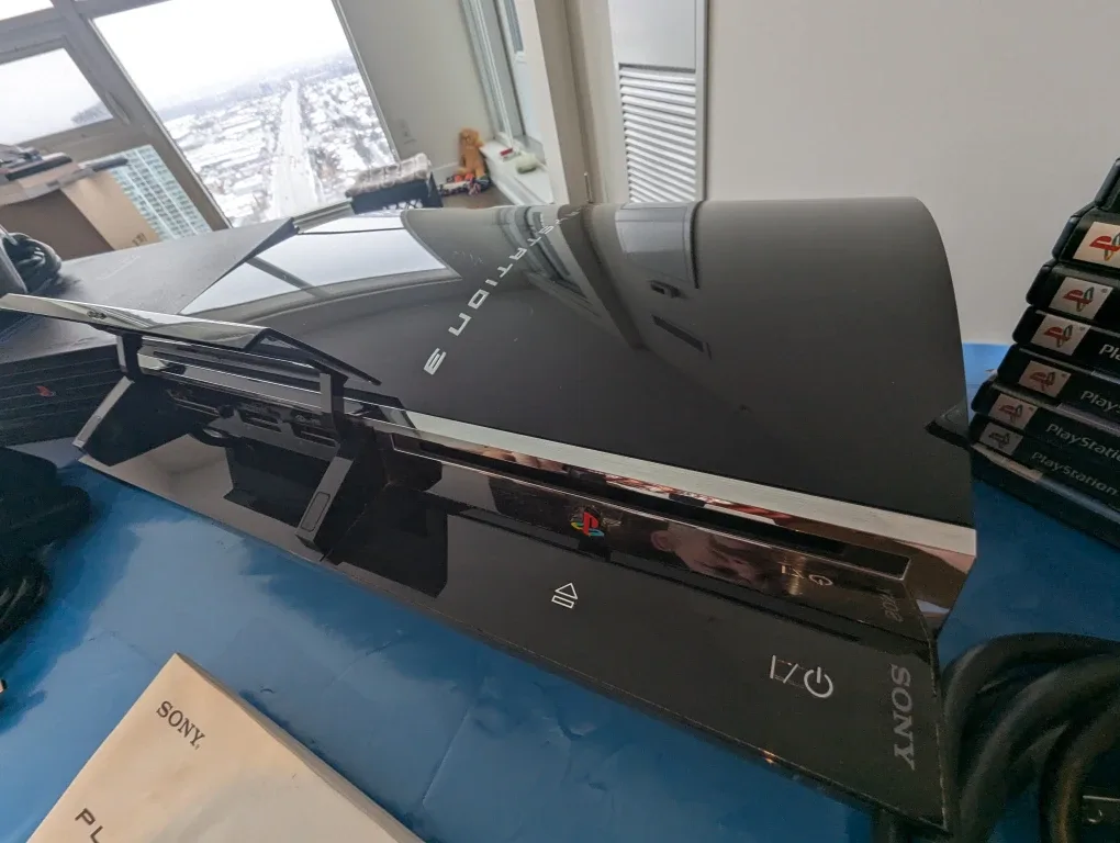 Sony Playstation 3+ PS2 with Games and blue ray movies image indicator(5)