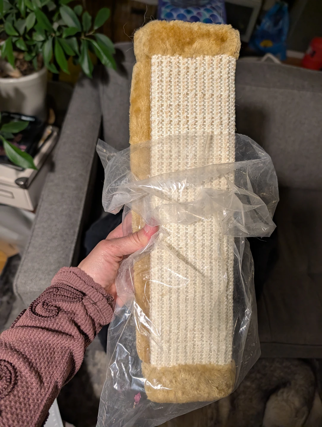 New Lahas Cat Wall Corner Scratcher - photo 2