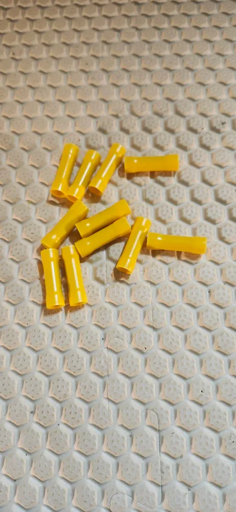 11pcs.  Yellow Butt Connectors