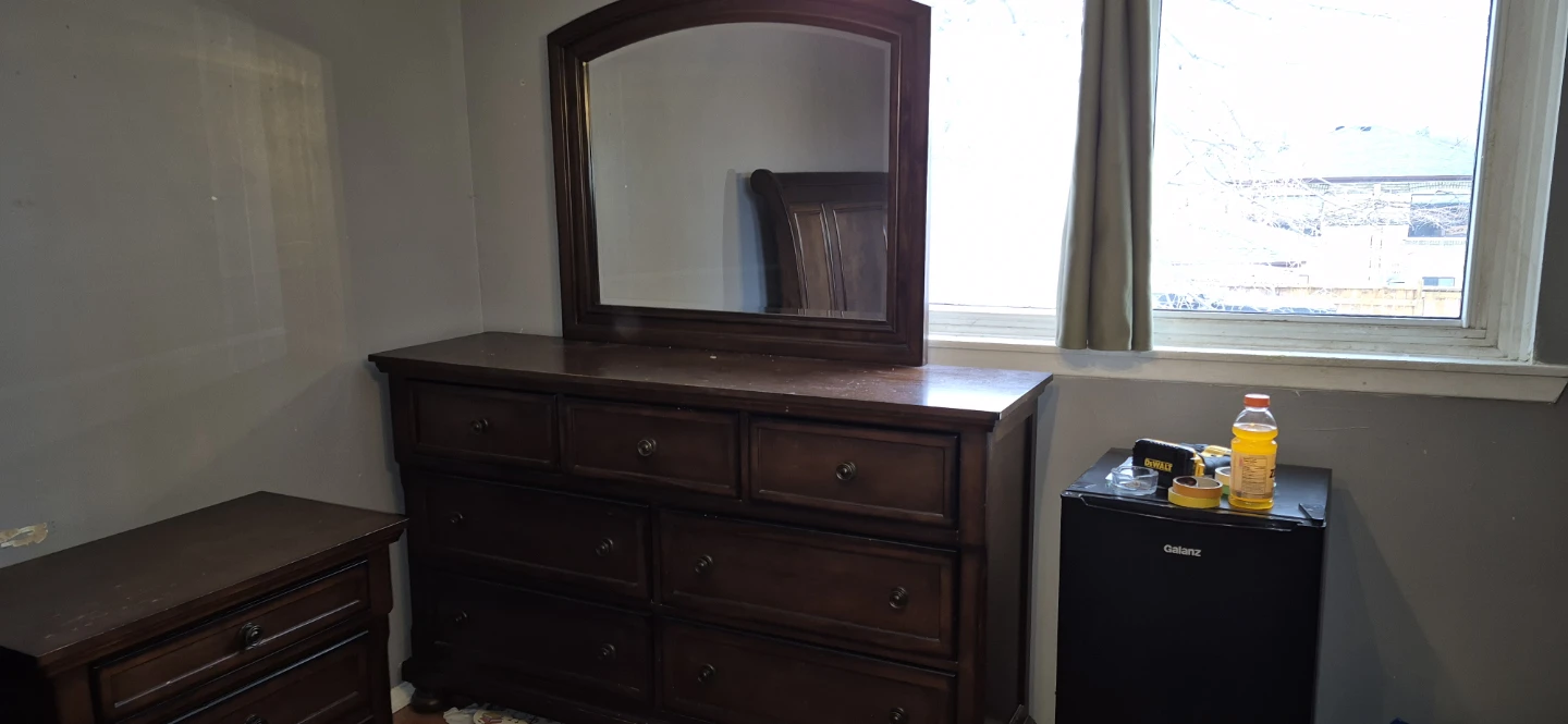 4 piece Bedroom Set - photo 2