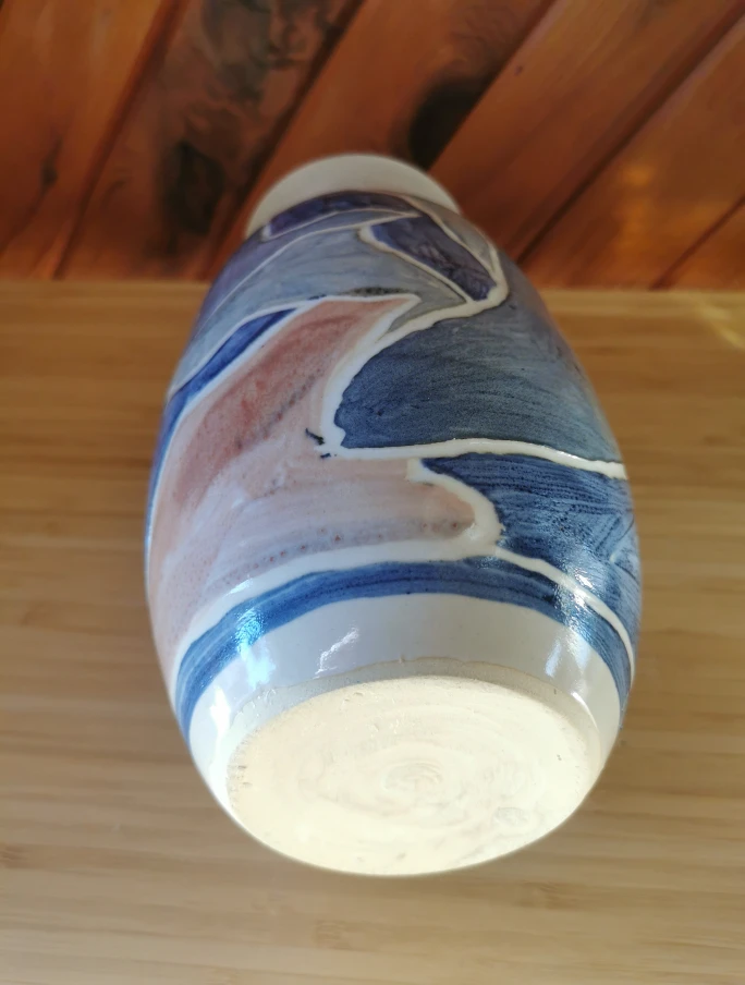Flying Geese Pottery Vase - photo 5