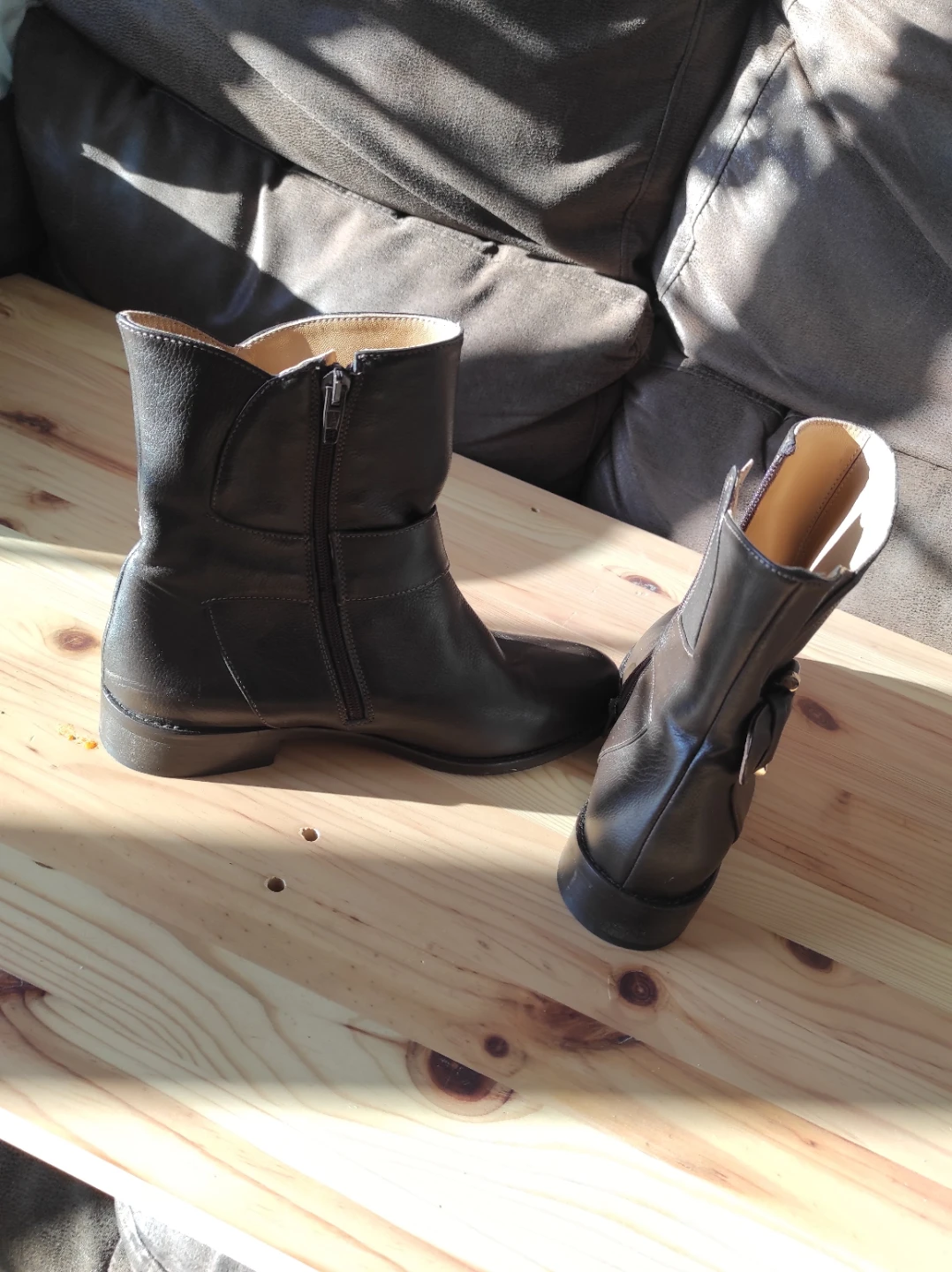 Stylish Brown Leather Ankle Boots with Buckle - photo 5