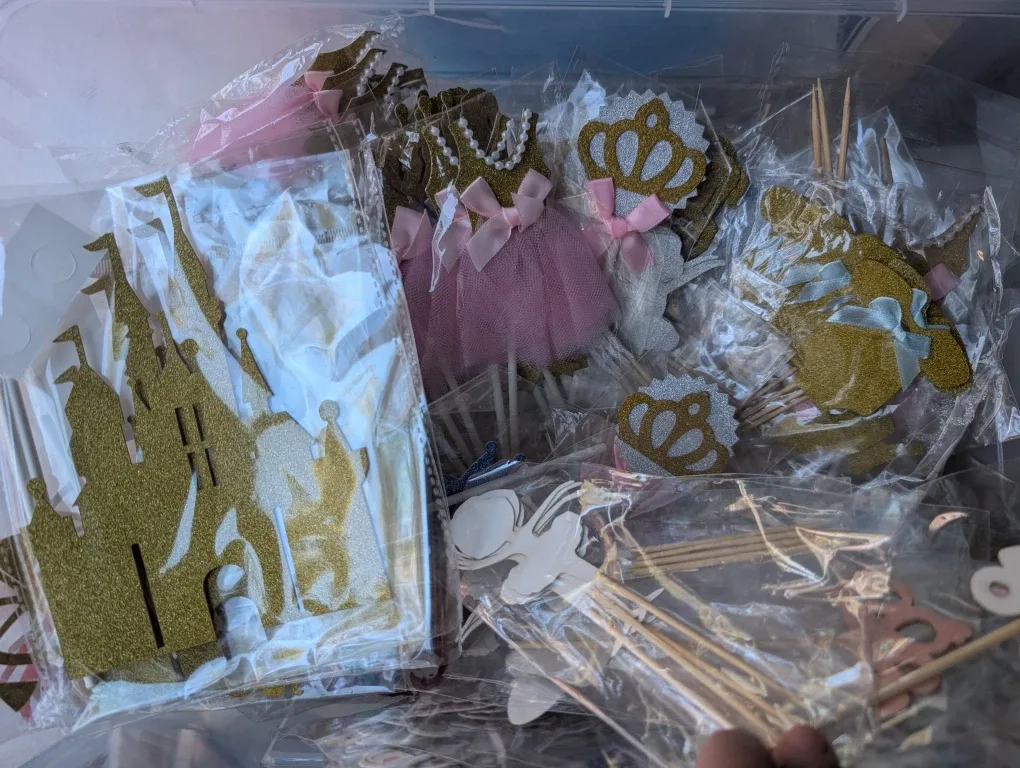 Cake Toppers - Assorted Designs image indicator(3)