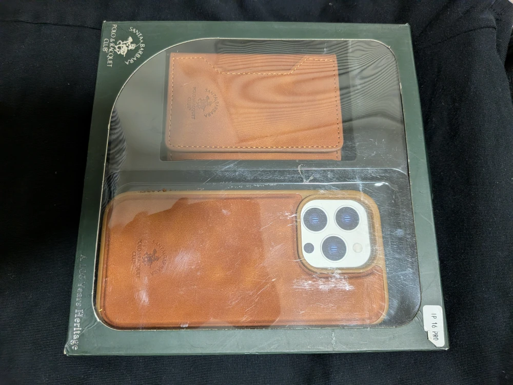 Santa Barbara iPhone 16 Pro Case & Wallet - photo 4