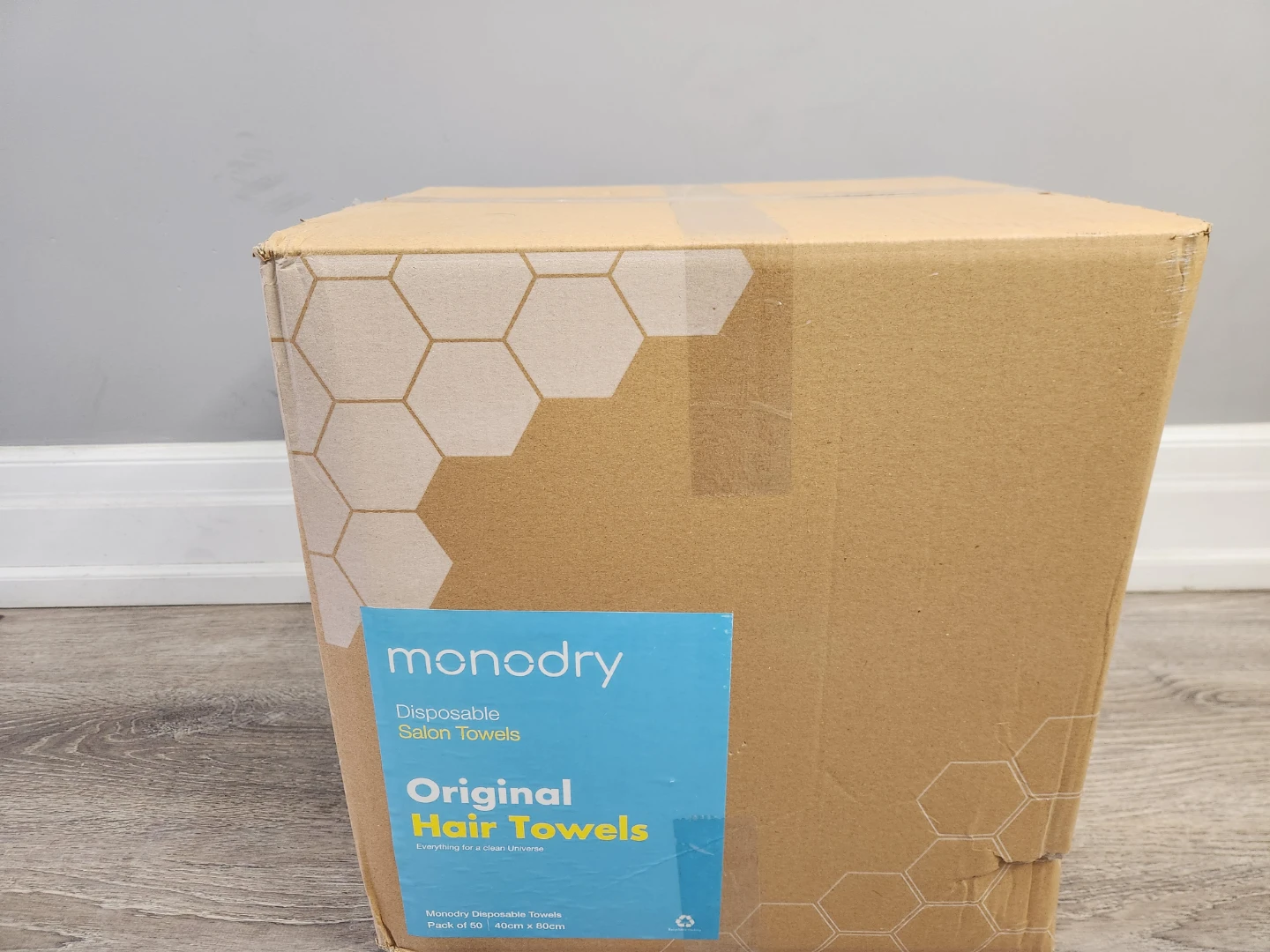 Monodry Disposable Salon Hair Towels 6 pack.