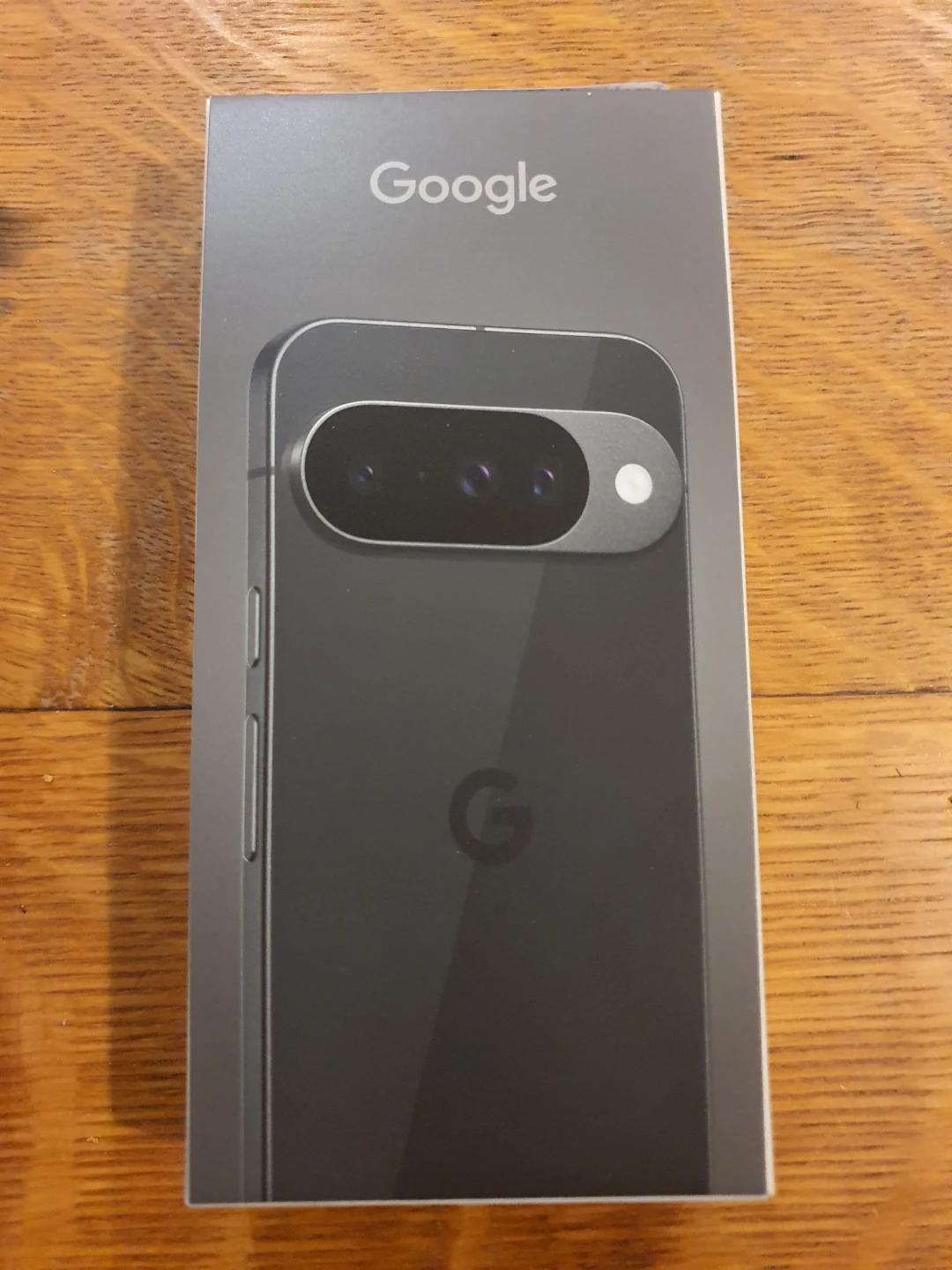 Google Pixel 10 FREE Case, Tempered & charger (NEW & SEALED) - photo 2