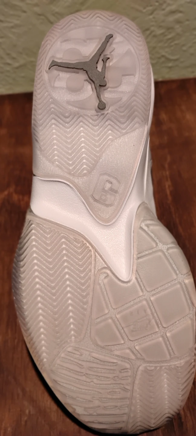 Jordan Lift Off Grey Basketball Shoes - photo 2