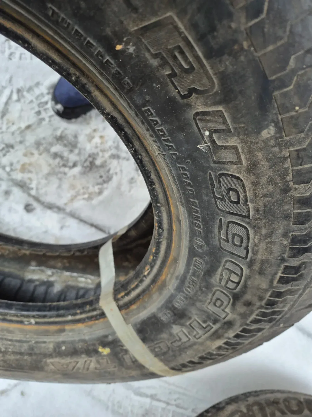 BFGoodrich LT265/75R16 one Tire image indicator(6)