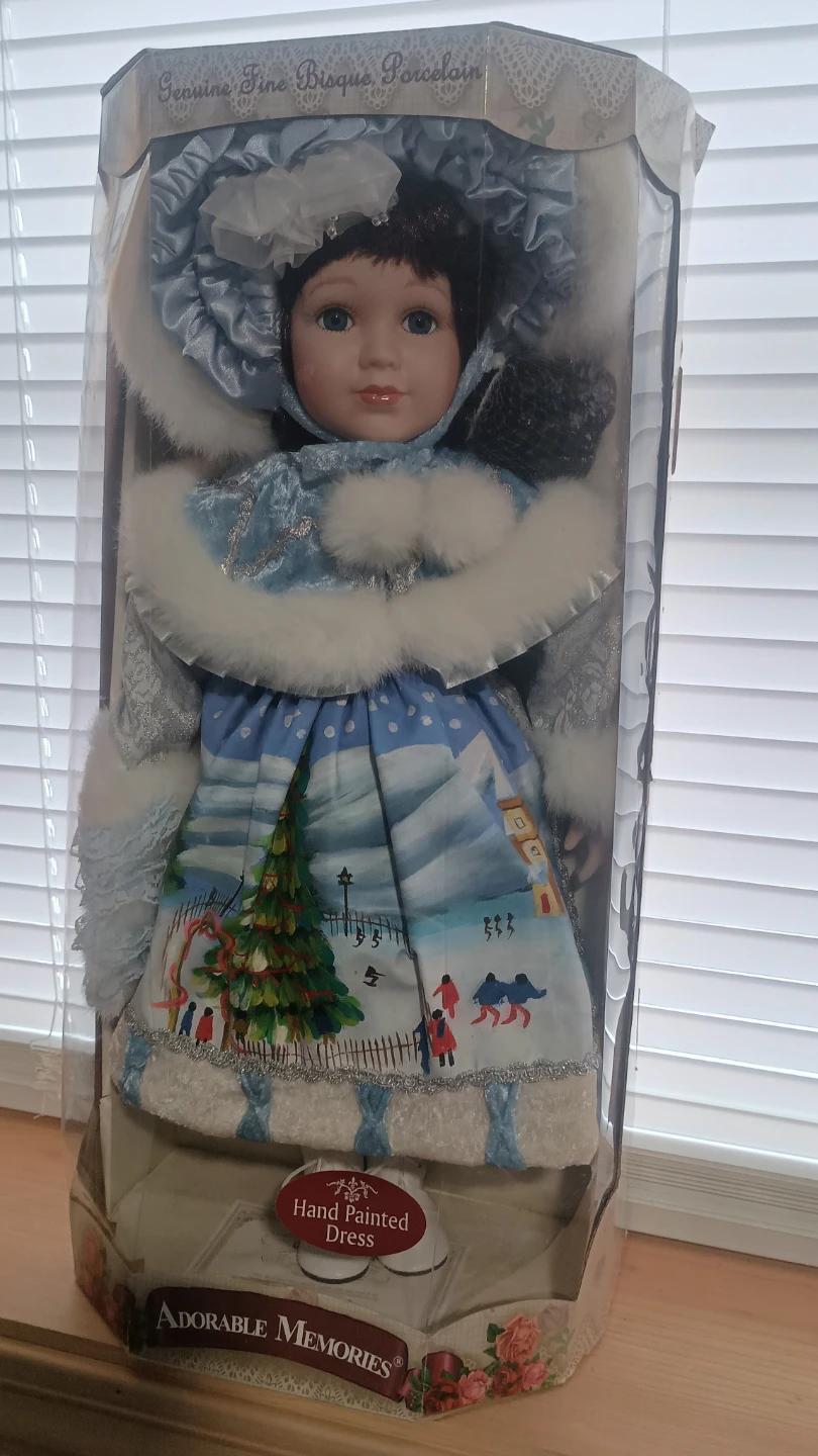 Adorable Memories Bisque Porcelain Doll - photo 3