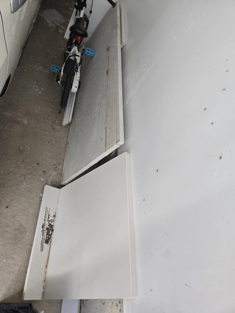 Free Counter top Slabs/Stones Ceramic - Used