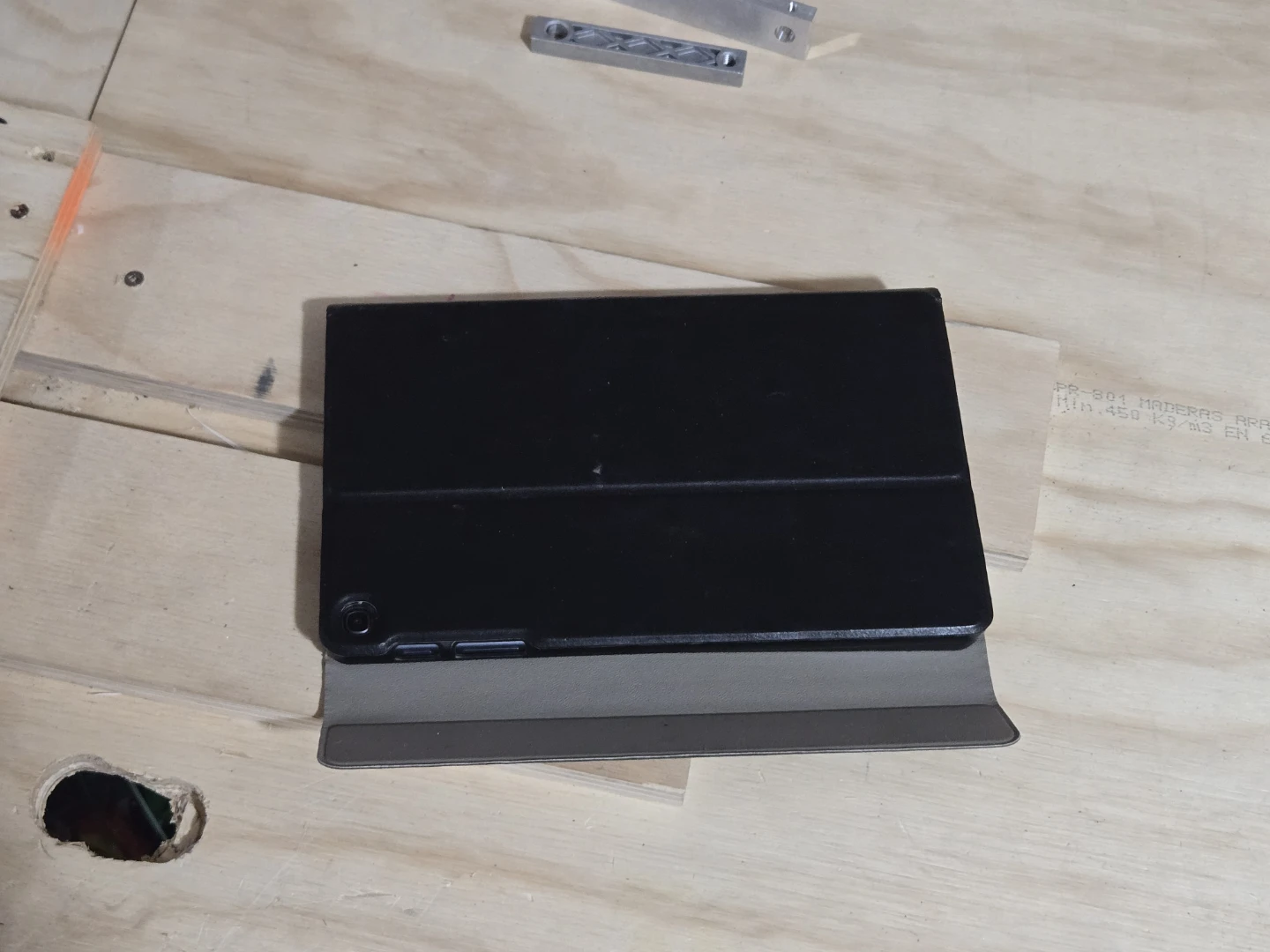 Samsung a4 tablet with magnetic wireless keyboard/case - photo 2