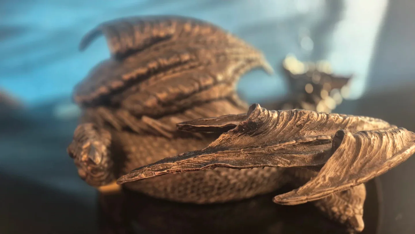 Gothic Metallic Dragon image indicator(2)